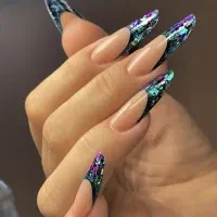 آموزش فوق تخصصی کاشت ناخن درآموزشگاه فنی حرفه ای