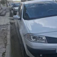 مگان مدل ۹۰