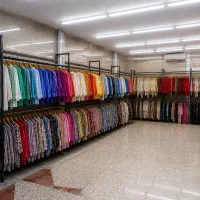 داد زن و کمک فروشنده آقا