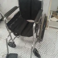 ویلچر و زانو بند
