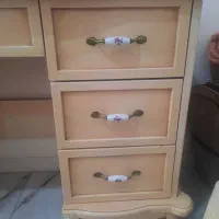 کمد و میز تحریر