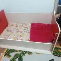 فروش تخت و کمد و پاتختی تمیز