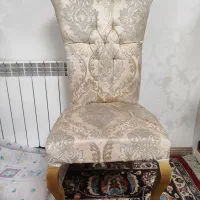 چهار عدد صندلی