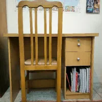 میز تحریر و صندلی