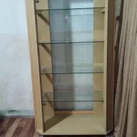 بوفه شیشه ای طبقاتی