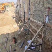 تخریب وخاکبرداری وخاک ریزی|خدمات پیشه و مهارت|اصفهان, خواجه عمید|دیوار