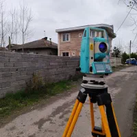 کارآموز نقشه برداری و مهندس عمران و معماری