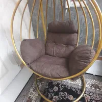 تاب ریلکس وصندلی شاه نشین وکامپیوتر ومیز هم هست