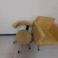 فروش صندلی ارایشگاه وسه عددمبل تک نفره کاملا سالم|آرایشگاه و سالن‌های زیبایی|گرگان, |دیوار