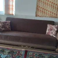 مبل راحتی به همراه جلو مبلی تمیز|مبلمان خانگی و میز عسلی|سلماس, |دیوار