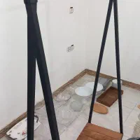 رگال لباس فلزی کف چوبی