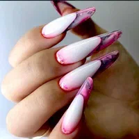 آموزش و خدمات کاشت ناخن با مدرک فنی و حرفه ای(چکی)