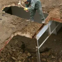 تخریب و گود برداری و خرید ضایعات