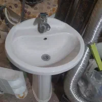 روشویی با شیر و آینه|لوازم سرویس بهداشتی|لاهیجان, کوی آزادگان|دیوار