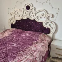 تخت دو نفره درحد نو با کفی جکدار