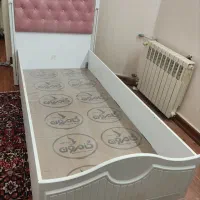 تخت کودک، نوجوان همراه دراور کودک