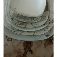 سرویس چینی ۱۸ نفره