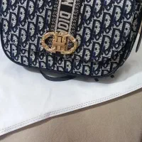 کیف دیور مارک نو