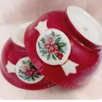 پیاله ماست خوری قرمز