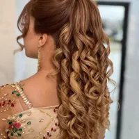 ارائه خدمات میکاب وشینیون وسایرلاین زیبایی|خدمات آرایشگری و زیبایی|قم, حنیف نژاد|دیوار
