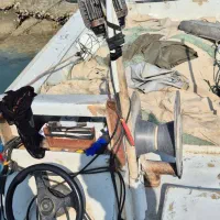 موتور قایق ۱۰۰ یاماها و تشت ۲۷ فوت بندری|قایق و سایر وسایل نقلیه|دلوار, |دیوار