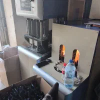 اپراتور دستگاه بادکن پت