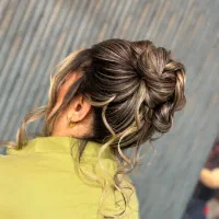 استخدام در سالن زیبایی بانوان