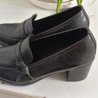 کفش طبی زنانه در حد نو