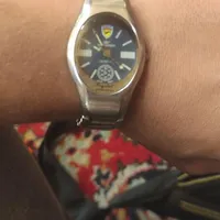 ساعت اوماکس اصلی