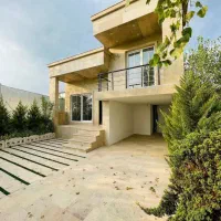 ویلاباغ پیلوت۲۰۰متری همصفا/فروش فوری به علت مهاجرت