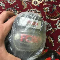 اسکیت همراه کلاه کاسکت و زانو بند و آرنج بند|دوچرخه، اسکیت، اسکوتر|تهران, اتابک|دیوار