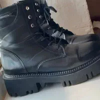 نیم بوت سایز ۴۰ و کفش مردانه سایز ۴۳|کیف، کفش، کمربند|ایلام, |دیوار