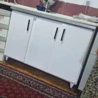 کابینت فلزی سه در