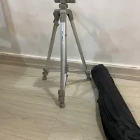 پایه نگهدارنده دوربین با قابلیت تنظیم ارتفاع