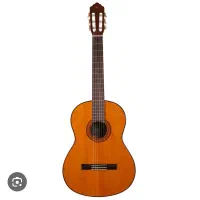 گیتار یاماها c70
