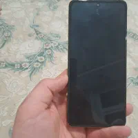 گوشی  Poco x4 Pro 5G  بسیار خوش دست و تمیز