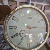 ساعت دیواری