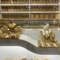 دکور و ویترین طلا و جواهر ، نقره .بدلیجات
