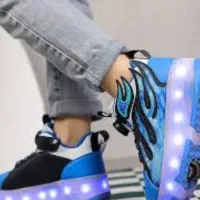 کفش اسکیتی چراغدار|دوچرخه، اسکیت، اسکوتر|بندر گناوه, |دیوار