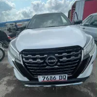 نیسان کیکس