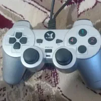 دو دسته پلی استیشن 2