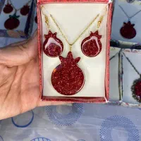 گردنبند رزینی|زیورآلات و اکسسوری|آشخانه, |دیوار