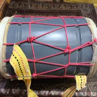 دمام سایز کوچیک دارای یک پارگی کوچیک روی پوسش|درام و پرکاشن|آبادان, |دیوار