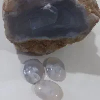 عقیق سفید سنگ فردوس|جواهرات|گناباد, |دیوار