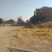 زمین ۲۰۰ مترهانیوان پشت کمربندی آسفالت شده
