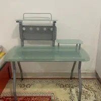 میز کامپیوتر و میز پیشخوان ویترینی