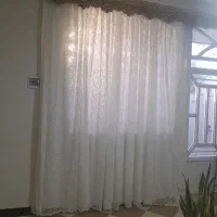 پرده اتاق و حال با پشت دری