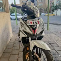 لاکی 185
