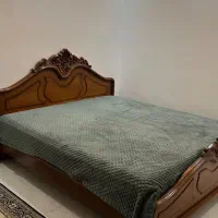 تخت دونفره چوب