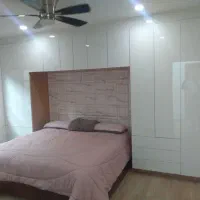 کمدباتخت تاشو با کلاف شرکتی